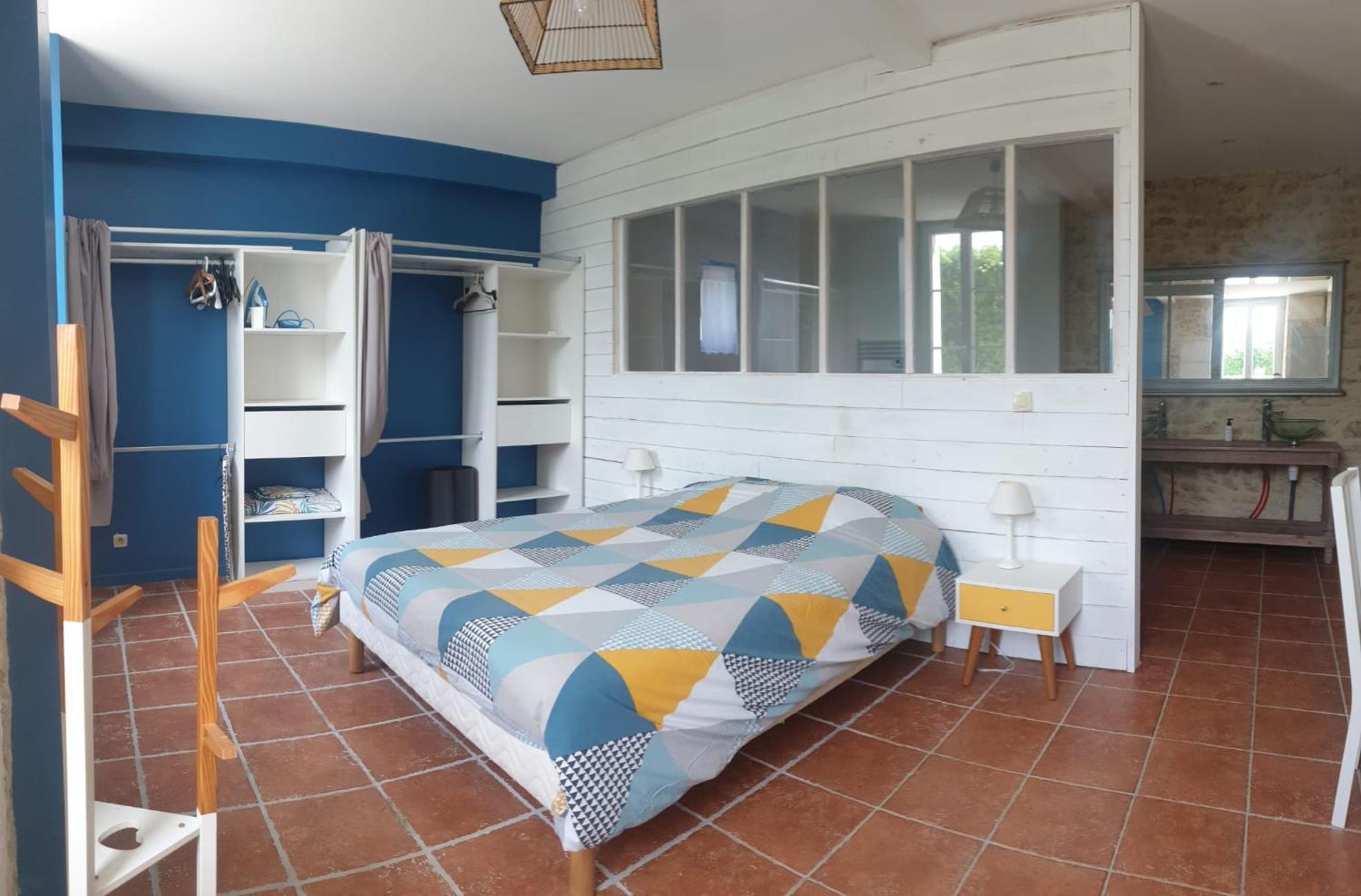 Maison De Charme Avec Suite Parentale Et Grande Piscine Exterieure Anglade Exteriör bild
